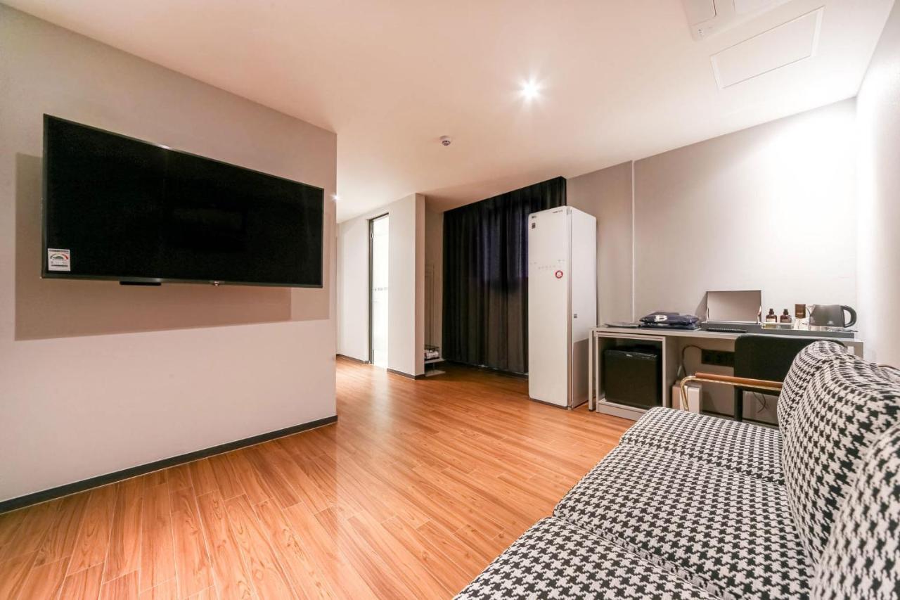 Pohang Brown Dot Hotel Dış mekan fotoğraf